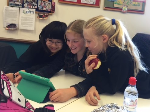 Anwen, Willow, Alicia - Girls Class 2016